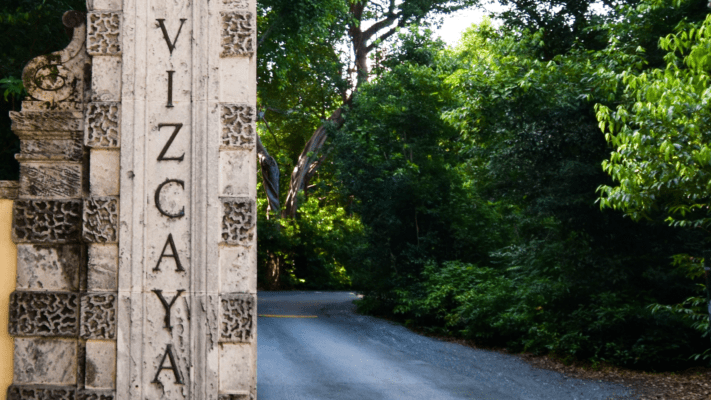 Vizcaya gate