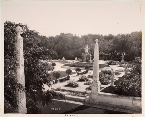 Photo from February 14, 1922 of the Rose Garden, now call the Fountain Garden.