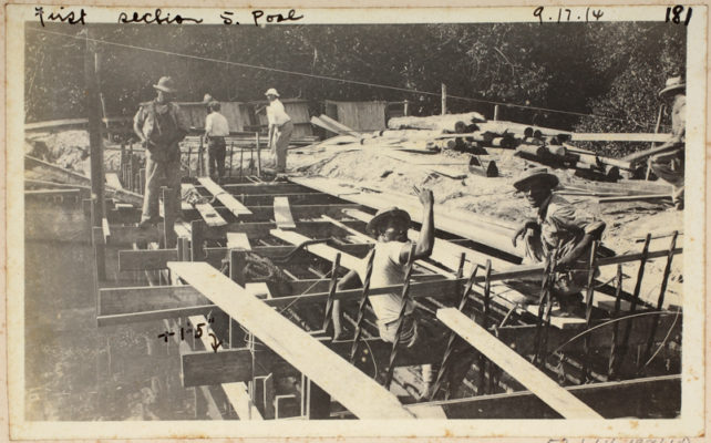 Workers working on the construction of the Vizcaya estate