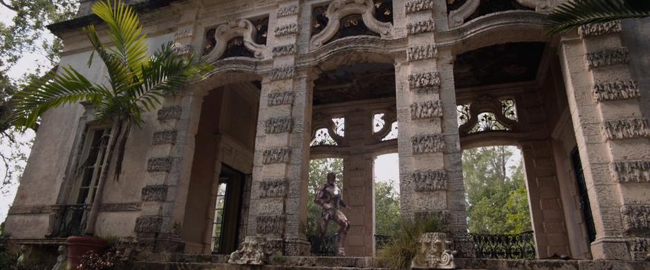 Screen capture from Iron Man 3 where you can see Iron Man standing in Vizcaya's Casino atop the Garden Mound