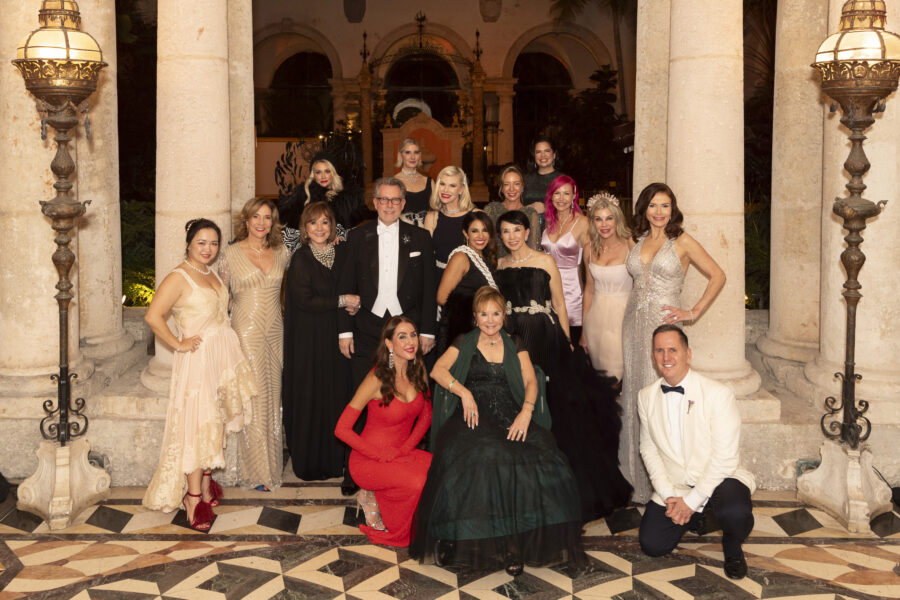 2023 Vizcaya Ball Committee. Photo by World Red Eye